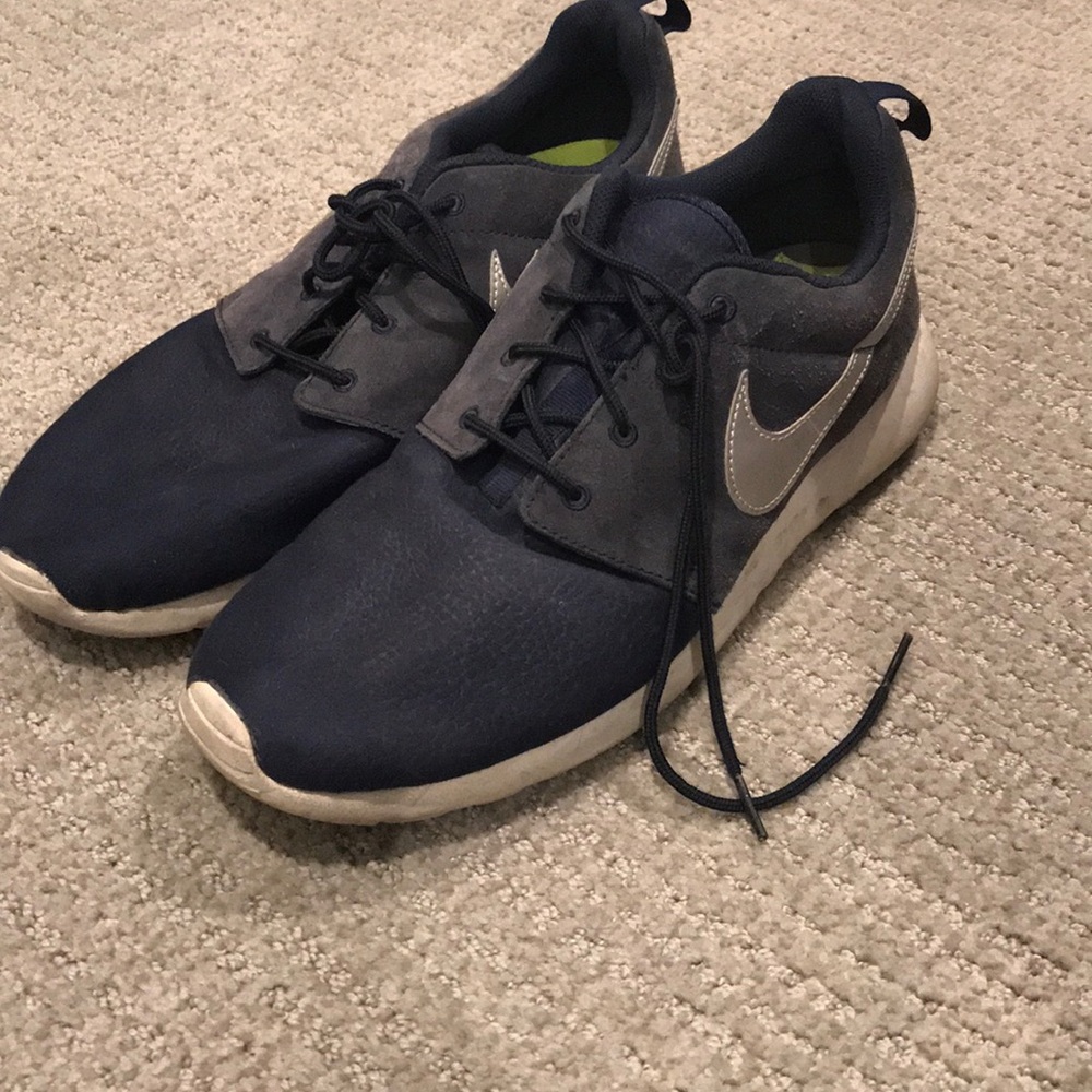 Nike Roshe limited color